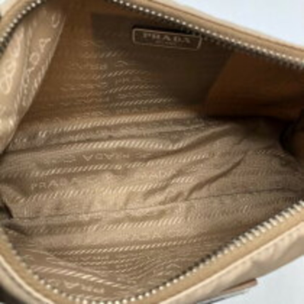 Prada Bag Saffiano Chain Tan Shoulder ReEdition Leather 2005 - Picture 4 of 11